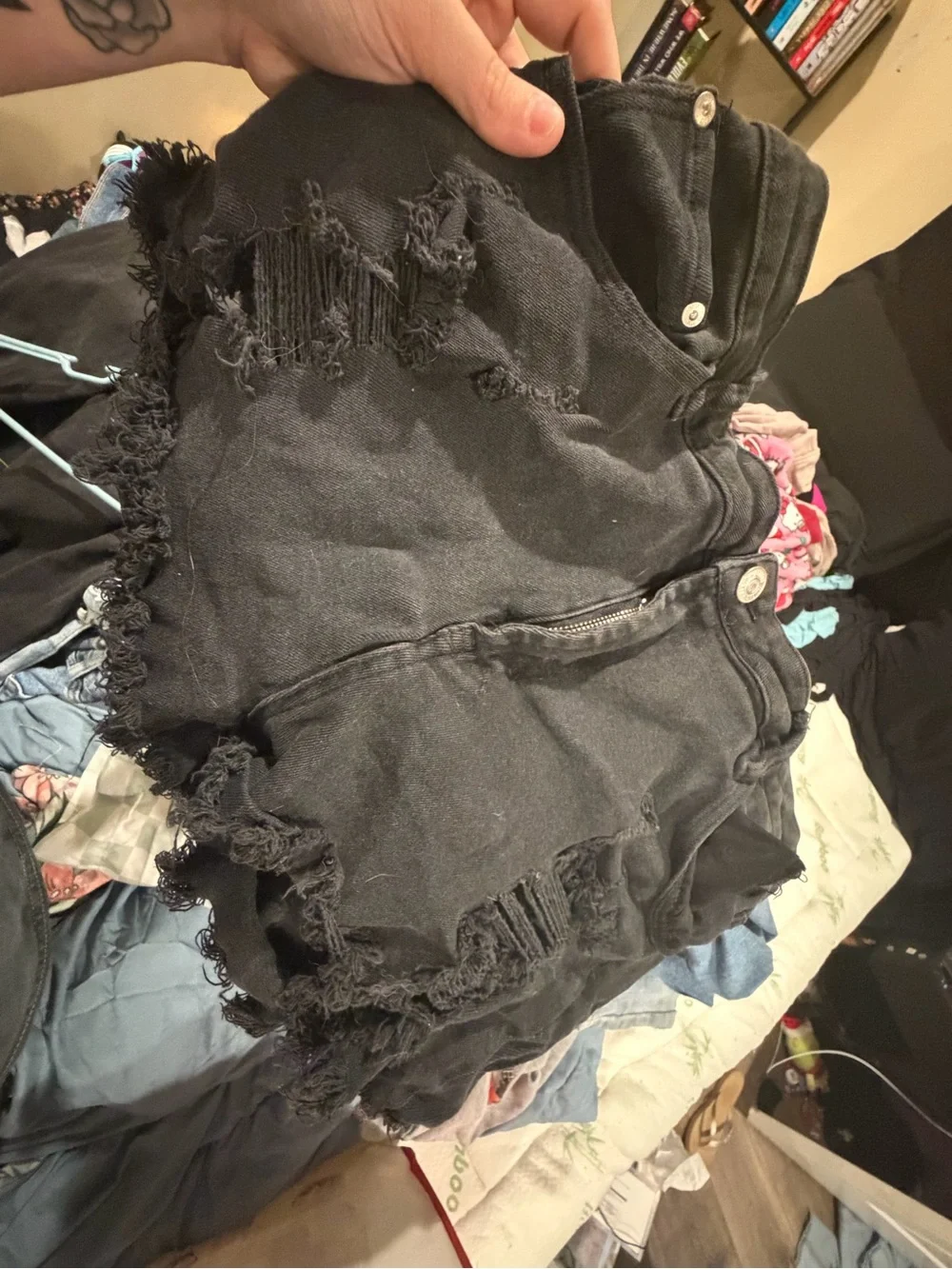 Rue21 Black Distressed Frayed Denim Shorts